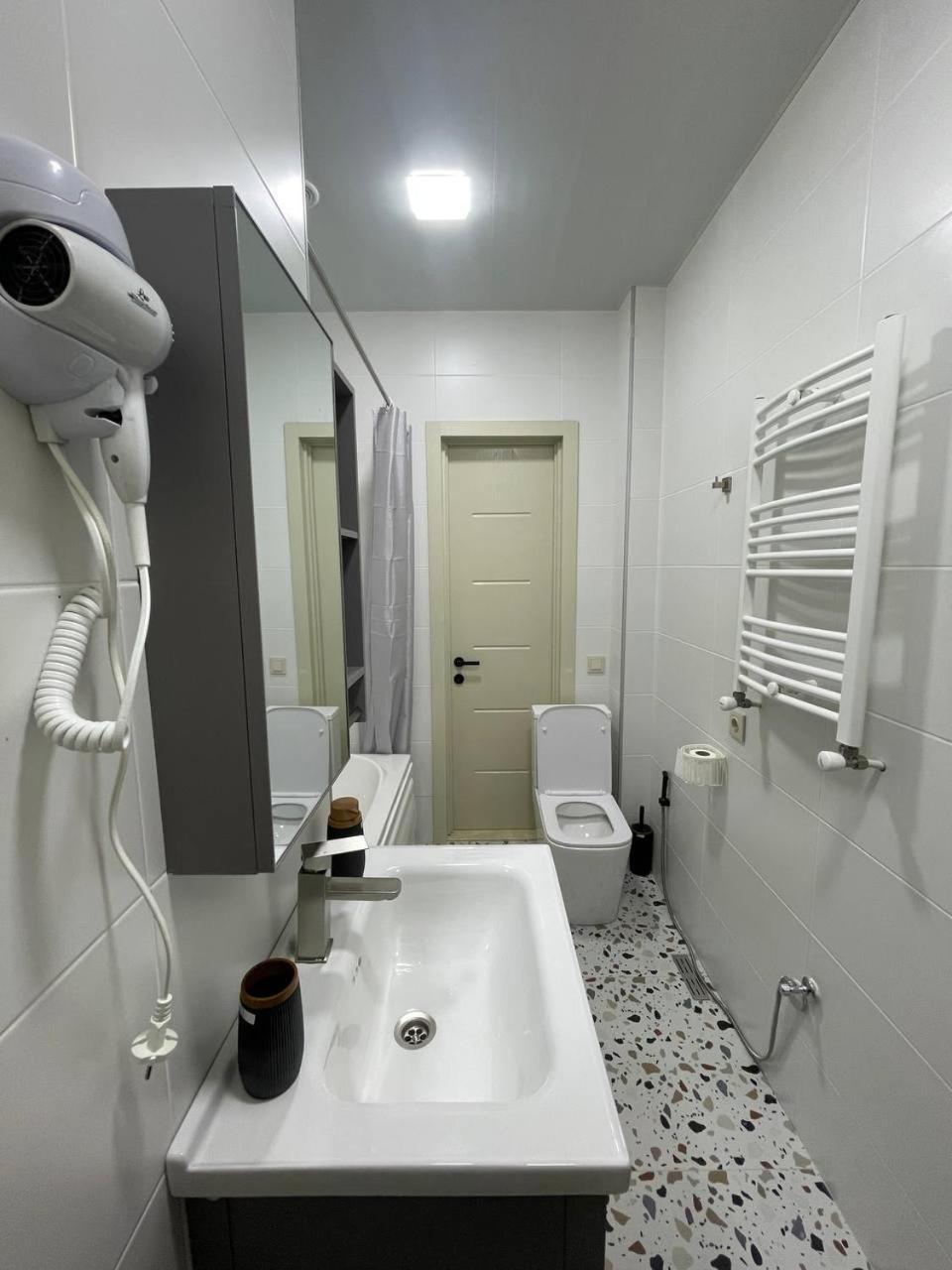 Guest House Nima Kutaisi Exteriér fotografie