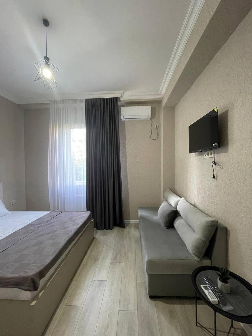 Guest House Nima Kutaisi Exteriér fotografie